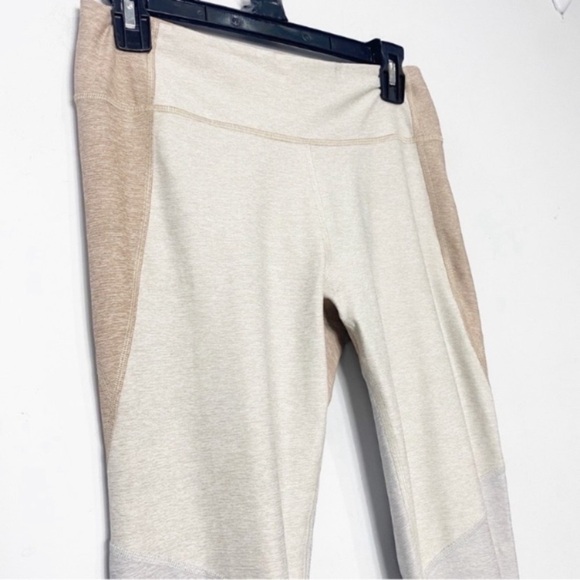 OUTDOOR VOICES Tri Tone Leggings - Picture 7 of 12